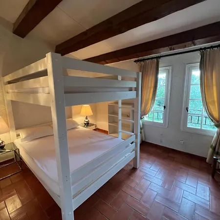 Casa vacanze Charmante Maison Mitoyenne Avec Piscine, Jardin Et Accès Privé à La Sainte-Maxime